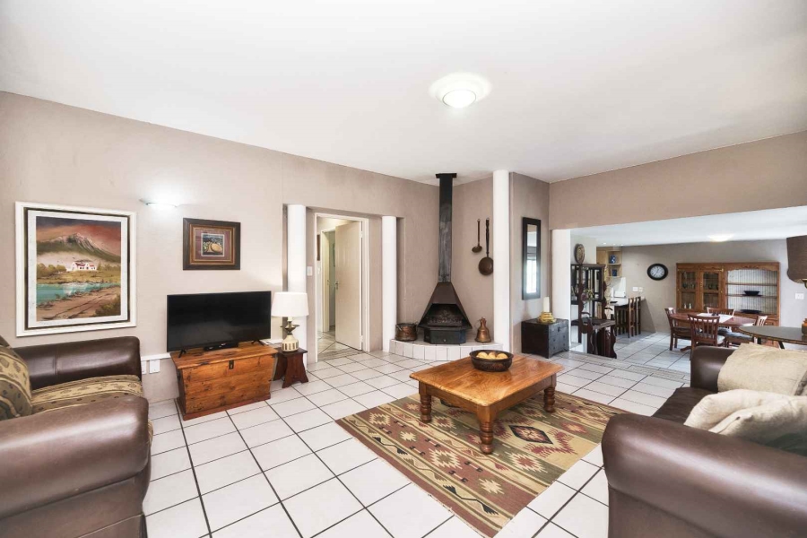 7 Bedroom Property for Sale in Hermanus Heights Western Cape